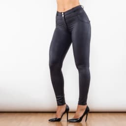 Shascullfites Women's Black Yoga Leggings Super Stretchable Breathable Crackle Coated Middle Lift Shaping Gym Pants