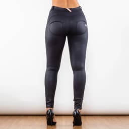 Shascullfites Women's Black Yoga Leggings Super Stretchable Breathable Crackle Coated Middle Lift Shaping Gym Pants