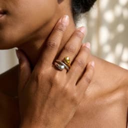 Sculptural Mixed Metal Intertwined Ring for Women Waterproof Stainless Steel Two Tone Abstract Winding Ring Jewelry Gift