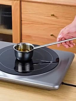 Stainless Steel Hot Oil Spoon With Extended Handle Anti-Burning And Anti-Splashing Small Pot For Oil Pouring Kitchen Tool
