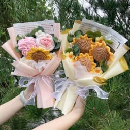 Finished Knitted Flowers Sunflowers Crochet Bouquet Creative Knitted Flowers Valentine Mothers' Day Birthday Graduation Gifts