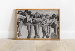 Women Reading Newspaper Print: Retro Chic Fashion Wall Art - Trendy Black & White Photography Wall Decor