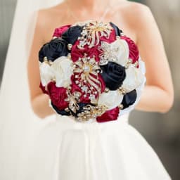 Customized Wedding Bouquet Bride Bridesmaid Leather Pink Crystal Silk Artificial Rose Handmade Wedding Props