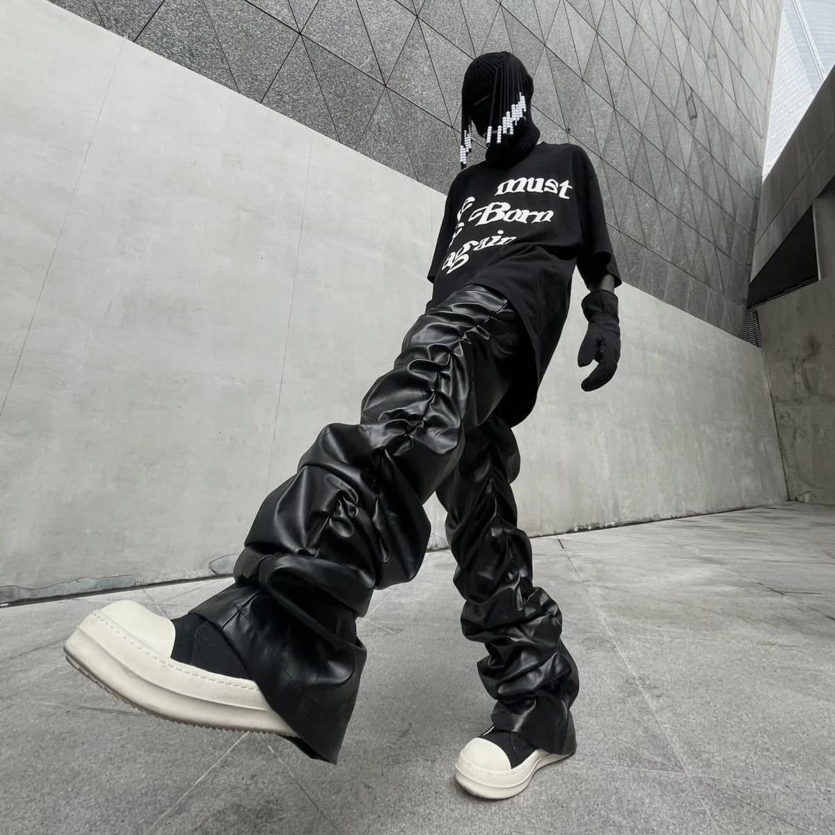 Dark punk hip-hop pleated niche loose slimming stacked glossy PU leather trousers for men and women