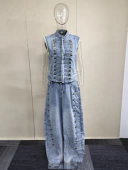 SHENGPALAE Women Denim Two Piece Set Sleeveless Vest Wide Leg Pants Rivet Decor Vintage Streetwear Trendy Autumn 2026 New