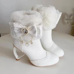 Japanese Lolita Boots Sweet Cute Bow Heart-shaped with Pearl Jewelry Shoes Round Head Warm Commuting Velvet Short Boots Winter