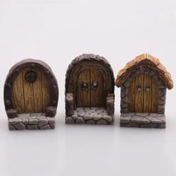 Miniature Garden Door Micro Landscape Lawn Ornament Garden Art Decorative Resin Mini Door Fairy Door for Living Room Lawn