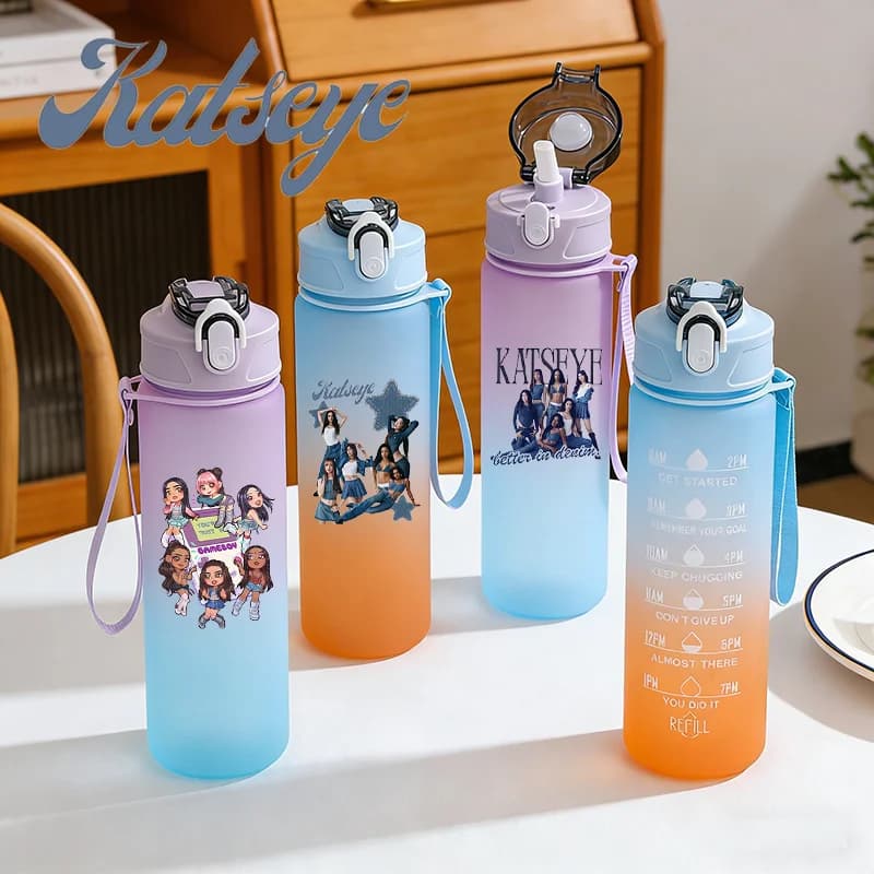 750ML Kpop Katseye Gradient Color Water Cup Popular Cartoon Print Girls Drinking Bottle Women Outdoor Portable Strawing Bottles