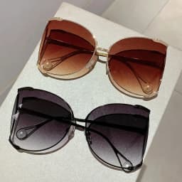 Oversized Metal Sunglasses Women For Female Luxury Brand Designer Elegant Pink Sun Glasses Vintage Big Frame Pearl Shades UV400