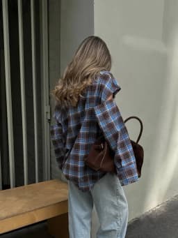 Fashion Checkered Pattern Shirt Women Elegant Lapel Long Sleeve Single Breasted Pocket Loose Tops 2026 New Chic Outerwear Shirt