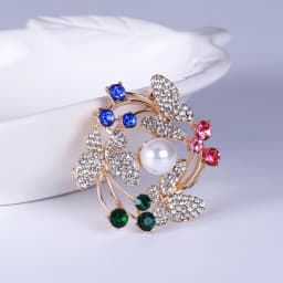 Baroque Luxury Beautiful Butterfly and Insect Design Brooches for Men and Women, Jewelry, Fashion Accessories, and Party Gifts