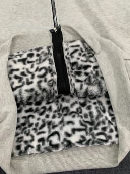2025 New Unisex Hooded Sweatshirt with Leopard Print Lining Pocket, Loose Cardigan, Zipper Sweatshirt, Street Style, Double-Side