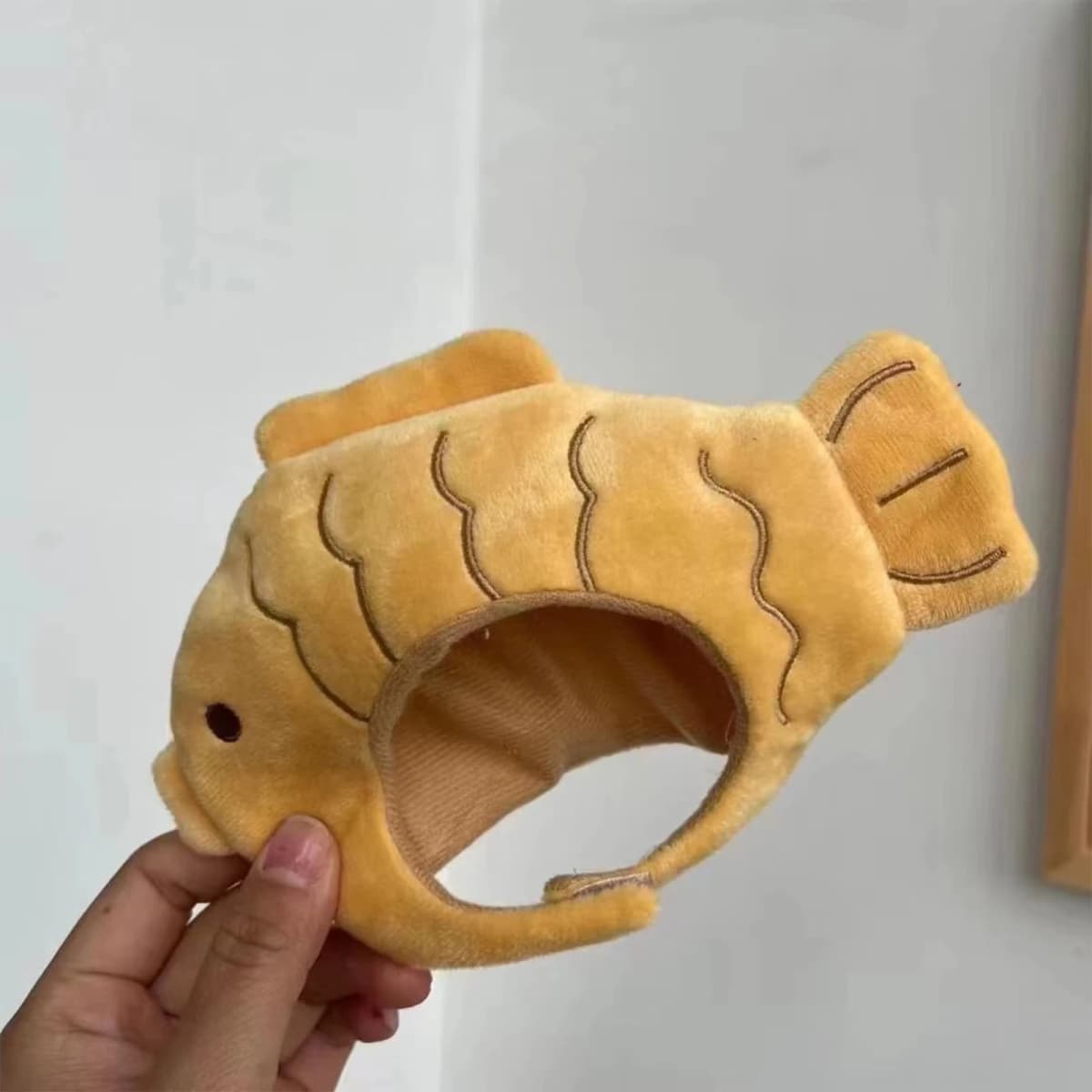 Cartoon Cat Hat Cute Fish Shape Pet Cat Costume Breathable Headdress Hat for Cat Pet Cats Headgear Pet Plush Fun Hat Toy for Cat