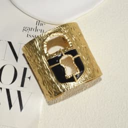 New Brand Fashion Show Alloy Metal Lock Cuff Bracelet For Women Fashion Jewelry Exaggerated Hand Open Bangles Accessories