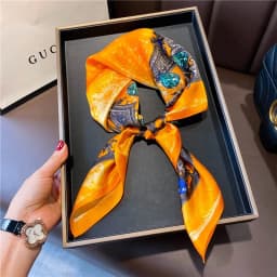 100% Natural Silk Square Scarf Women Bandana Headscarf Scarves Shawls Square Neck Foulard Wraps Cachecol Femme Schals Bufanda
