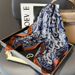 100% Natural Silk Square Scarf Women Bandana Headscarf Scarves Shawls Square Neck Foulard Wraps Cachecol Femme Schals Bufanda