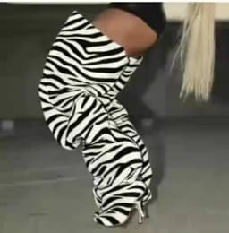 2026Autumn and Winter New Women's Wide Leg Stiletto High Heel Knee Long Boots Pointed 34-45 Large Leg Women's Boots