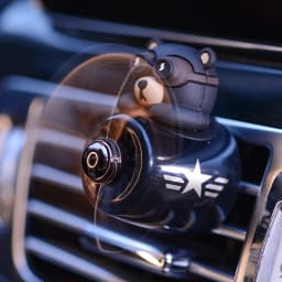 Rotating pilot bear ornaments outlet car air freshener vent clip perfume airplane fragrance diffuser decorations accessories men