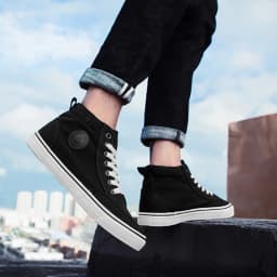 High Top Canvas Shoes Men Shoes Fashion Classics Casual Shoes Solid Color Lace Up Running Shoe High Quality Flat Male Sneakers