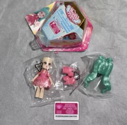 Royale High Mystery Friends Series 1 Blind Box with Game Code & Confirmation Piece Cute Action Figure Surprise Bag Gift for Girl