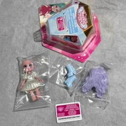 Royale High Mystery Friends Series 1 Blind Box with Game Code & Confirmation Piece Cute Action Figure Surprise Bag Gift for Girl