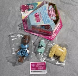 Royale High Mystery Friends Series 1 Blind Box with Game Code & Confirmation Piece Cute Action Figure Surprise Bag Gift for Girl