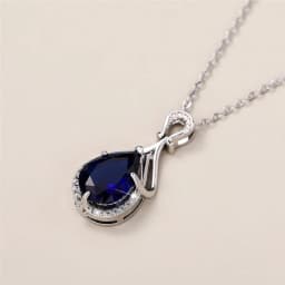 Huitan Elegant Special Women Pendant Necklace Inlaid Shining Blue CZ Trendy Party Accessories Charming Jewelry for Wedding Gift