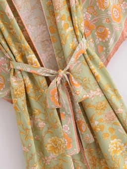 Boho Queens Vintage Women Floral Print Sashes Bohemian Kimono Ladies V Neck Batwing Sleeves Rayon Maxi Robe Cover-ups