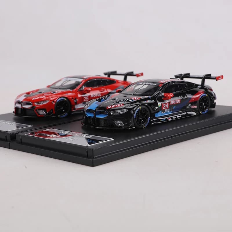 Star Model 1:64 M8 GTE Alloy Model Car