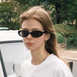 Retro Small Oval Frame Riding Sunglasses Women Fashion Black Cow Color Sun Glasses Fashion Shades Polarized Eyewear UV400