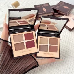 Charlotte Tilbury Lip Balm Facial Setting Powder Delicate Texture Flawless Liquid Foundation Cosmetics Moisturize Setting Spray