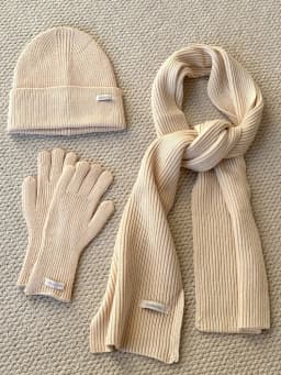 Women's Winter Knitted Hat Scarf Gloves Set Gray Burgundy Comfortable Soft 3 Pcs Casual Warm Hat Set for Women