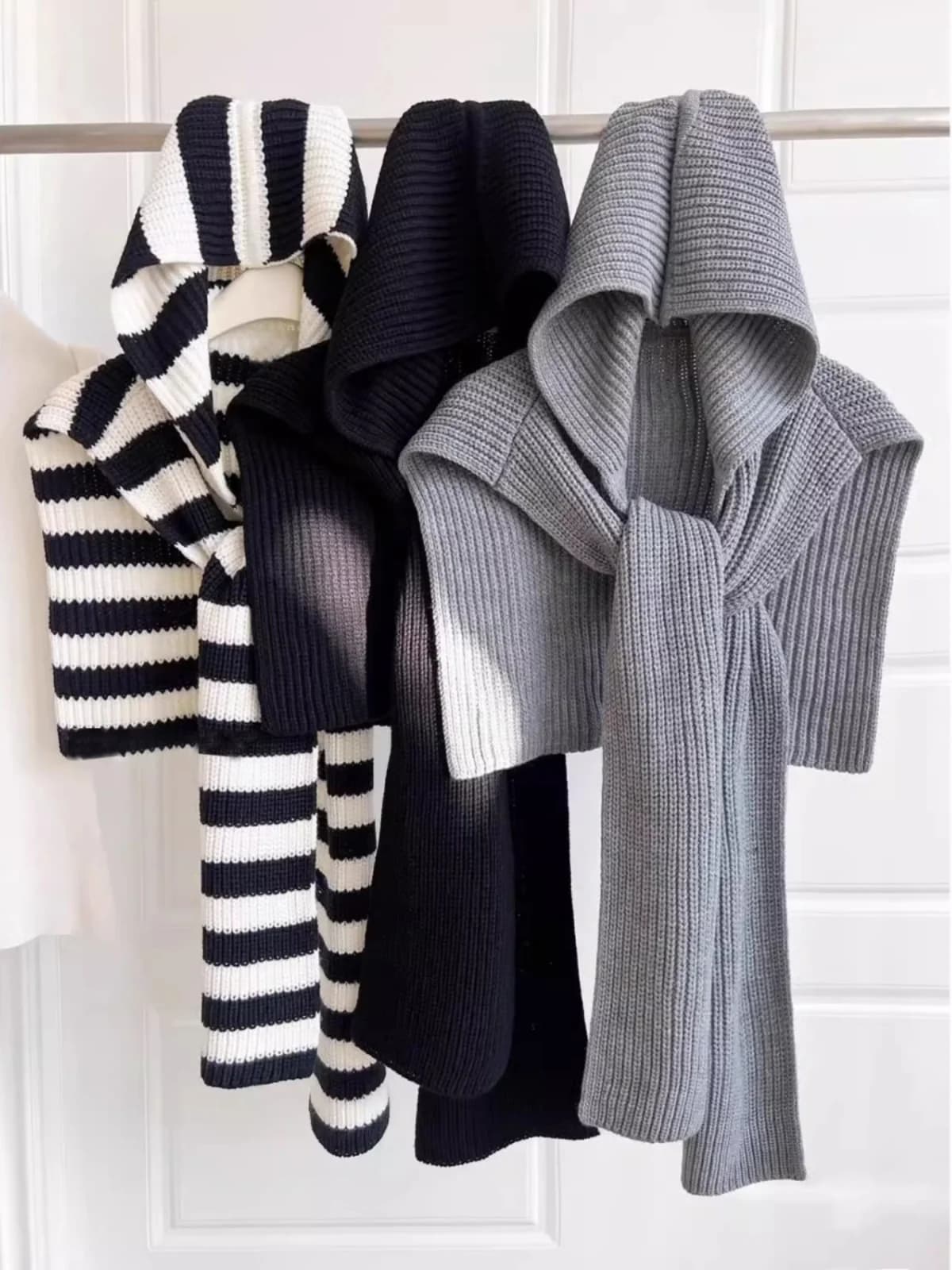 Women's Knitted Hat Scarf Shawl One-Piece Winter Warm Neck Protection Scarf Trendy Striped Design Autumn Winter New Style