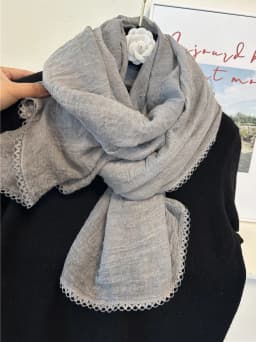Lace Trim Ladies Scarf Versatile Fashionable Neck Warmer Silk Scarf Shawl Shoulder Wrap Decorative Accessory for Autumn Winter