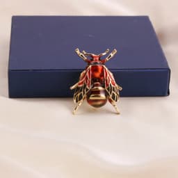 SKEDS Luxury Exaggerated Vintage Women Crystal Bee Brooch Pin Fashion Elegant Lady Exquisite Insect Rhinestone Badges