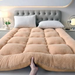 Thicken Fluffy Autumn Winter Mattress Toppers Queen Soft Warm Mattress Pad King Living Room Mat Car Sleeping Mats Field Camp Mat
