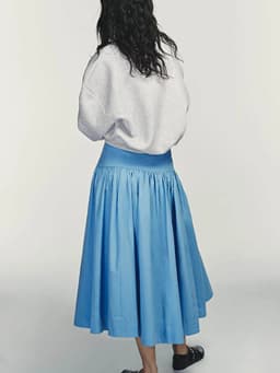 Spring New Arrival Women's Fashionable High Waist Midi Skirt Versatile Slimming Fluffy 2026 Seasonal Trendy Ethnic Costume