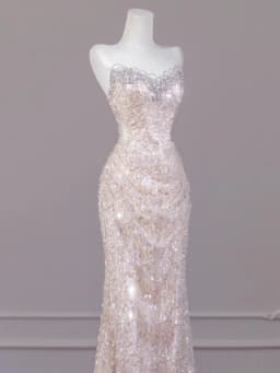 Elegant Fish Tail Wedding Dress Evening Gown with Strapless Design for Bride to Be Formal Occasion Long Evening Gown