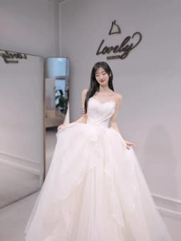 Simple Elegant Bridal Gown 2026 New Style Korean Version for Short Women Chest Bridesmaid Travel Photography Sensation