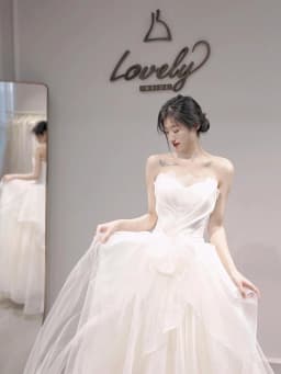 Simple Elegant Bridal Gown 2026 New Style Korean Version for Short Women Chest Bridesmaid Travel Photography Sensation