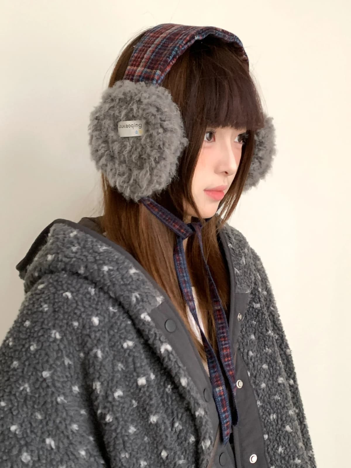 Retro Plaid Earmuffs For Women New Winter Style For Outdoor Cold Protection Thickened Warm Earmuffs With Straps For