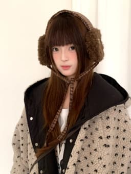 Retro Plaid Earmuffs For Women New Winter Style For Outdoor Cold Protection Thickened Warm Earmuffs With Straps For