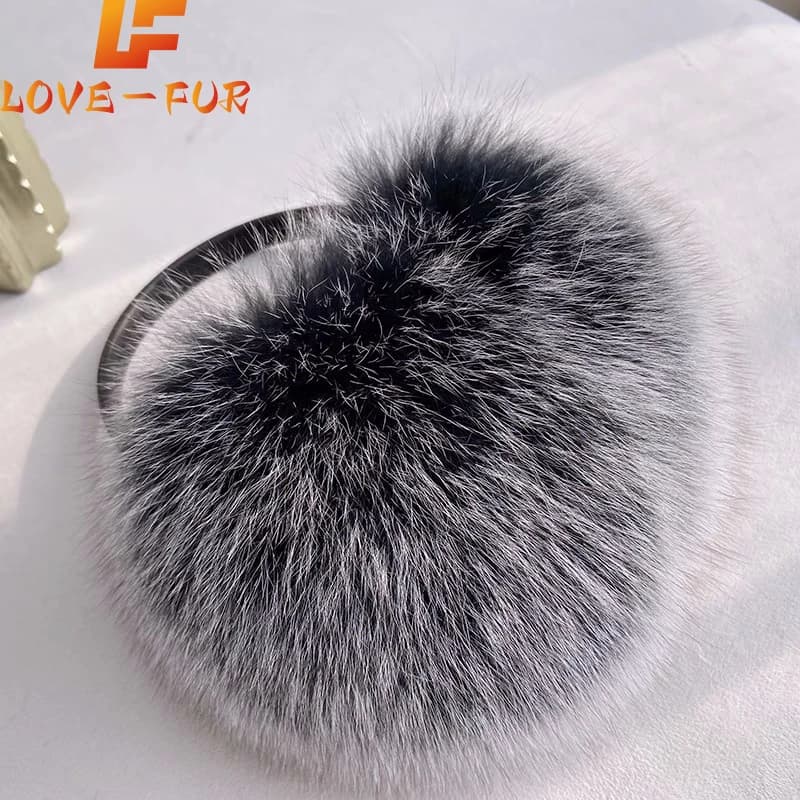 New Style Luxury Ladies Fox Fur Earmuffs Winter Women Warm Real Fox Fur Earmuffs Girl's Earlap Ultra Large Ladies Plush Earmuff