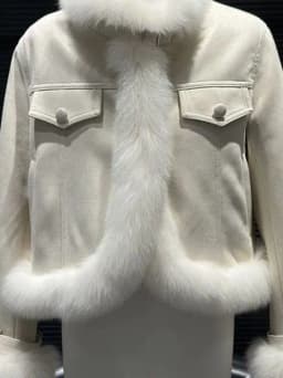 Women's Short Suede Fur Jacket 2025 Spring Autumn New Style Eco-friendly Commute Style Loose Fit with Fur Collar Warmth