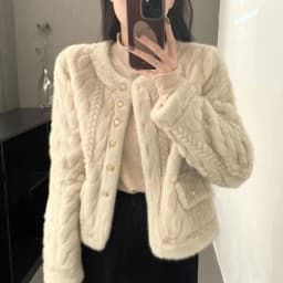 Elegant Short Fur Jacket Women's Winter 2024 New Style DK Melissa Brand Commute Style Loose Fit Button Detail Long Sleeve