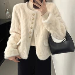 Elegant Short Fur Jacket Women's Winter 2024 New Style DK Melissa Brand Commute Style Loose Fit Button Detail Long Sleeve