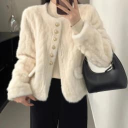 Elegant Short Fur Jacket Women's Winter 2024 New Style DK Melissa Brand Commute Style Loose Fit Button Detail Long Sleeve