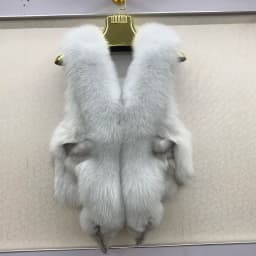 2026 New Style Women Winter Natural Fox Fur Vest Warm Soft 100% Genuine Fox Fur Gilet Lady Quality Real Fox Fur Sleeveless Coat