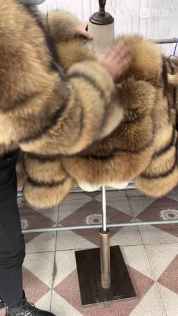 Real Natural Raccoon Jacket Women's Fashion Coats Real Fur Coat Round Neck Warm Thick Hoodie Detachable New Style