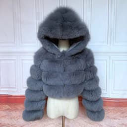 NEW 100%Winter Women Real Fox Fur Coat Thick Warm High Quality Full Sleeves New Natural Fur Fashion Hooded Short Jacket
